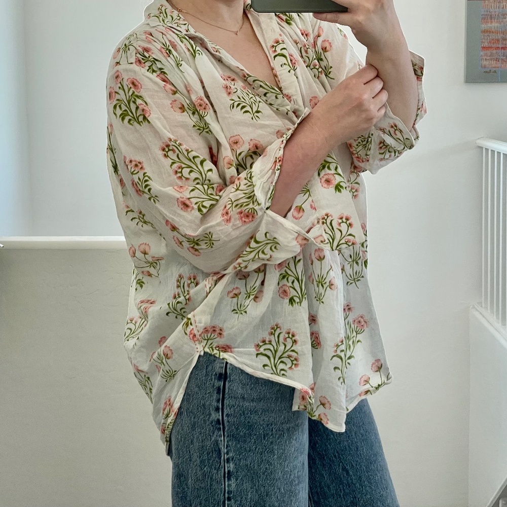 Arianna Floral Flower Oversized Collared Hipster Boho Vaca Beach Hip Blouse - Picture 1 of 10